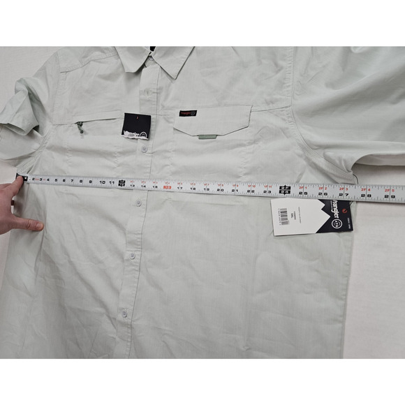 Wrangler ATG Shirt Men's 2XL Short Sleeve Moisture Wicking Venting Outdoor NEW - Picture 2 of 9